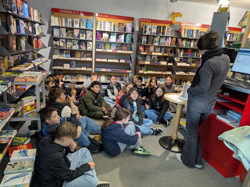 Lerngang zum Welttag des Buches: 5. Klassen zu Gast in der Buchhandlung Oesterlin